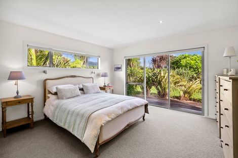 Photo of property in 296 Plymouth Road, Koru, New Plymouth, 4374
