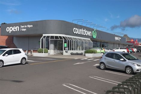 Photo of property in 243a Te Atatu Road, Te Atatu South, Auckland, 0610