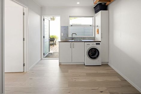 Photo of property in 50a Queen Street, Cambridge, 3434