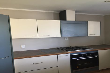 Photo of property in 64 Old Wairoa Road, Papakura, 2110