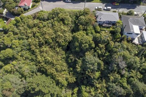 Photo of property in 6 Gribble Grove, Stokes Valley, Lower Hutt, 5019