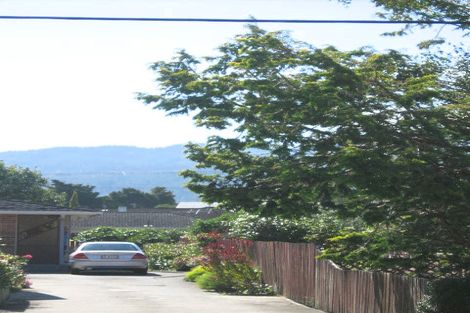 Photo of property in 2/18 Seddon Street, Wallaceville, Upper Hutt, 5018