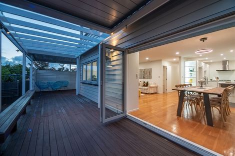 Photo of property in 14a Jasper Avenue, Mount Roskill, Auckland, 1041