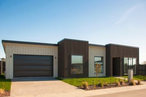 Photo of property in 10 Parawai Street, Marshland, Christchurch, 8083