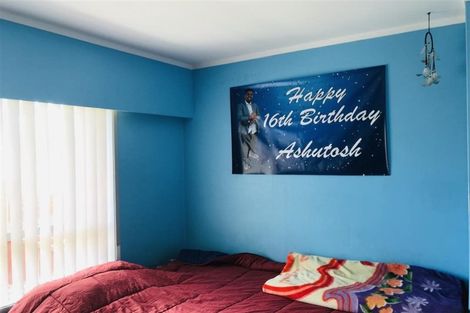 Photo of property in 5 Lendenfeld Drive, Papatoetoe, Auckland, 2025