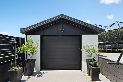 Photo of property in 16 Alanbrooke Place, Beerescourt, Hamilton, 3200