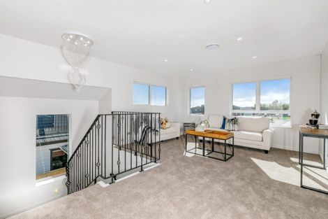 Photo of property in 6 Rauaruhe Road, Karaka, Papakura, 2113