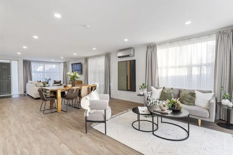 Photo of property in 12 Phar Lap Crescent, Takanini, 2112