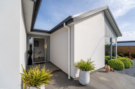 Photo of property in 114 Bateup Road, Hope, Richmond, 7020