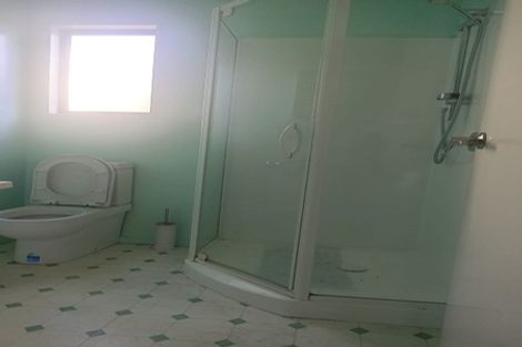 Photo of property in 98 Settlement Road, Papakura, 2110