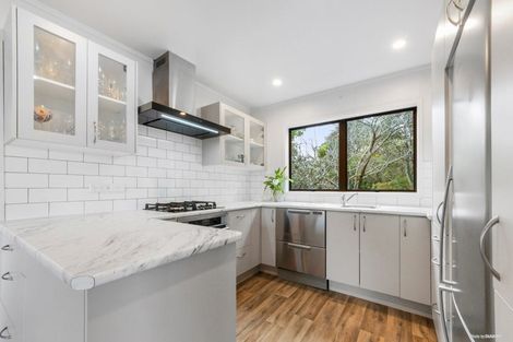 Photo of property in 6 Oreil Avenue, West Harbour, Auckland, 0618