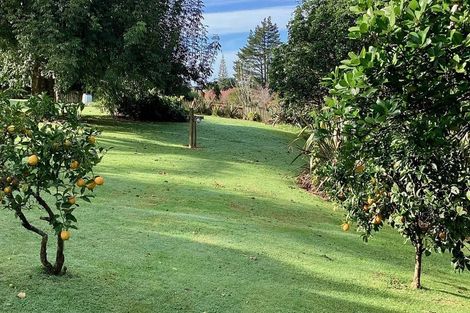 Photo of property in 28 Skudders Beach Road, Kerikeri, 0294