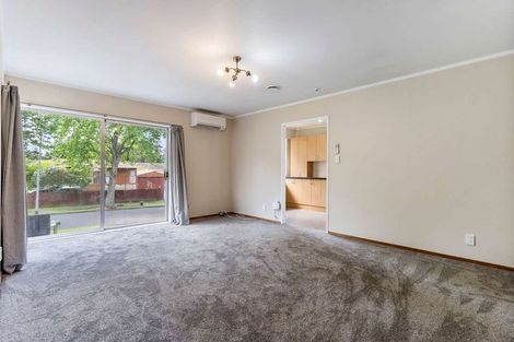 Photo of property in 71 Sikkim Crescent, Clover Park, Auckland, 2019