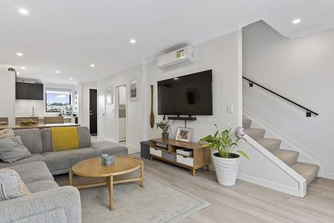 Photo of property in 49 Koura Drive, Red Beach, 0932