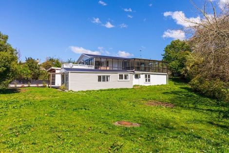 Photo of property in 35 Nile Road, Kelston, Auckland, 0602