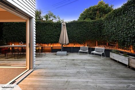 Photo of property in 69a Barrack Road, Mount Wellington, Auckland, 1060