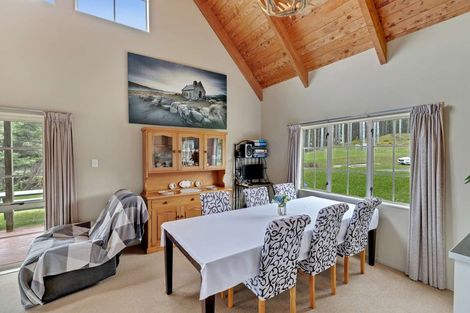 Photo of property in 708 Wilson Road, South Head, Helensville, 0874