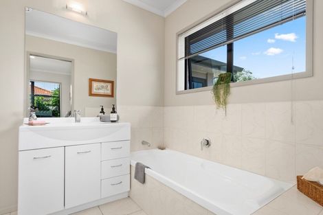 Photo of property in 31 Montego Drive, Papamoa Beach, Papamoa, 3118
