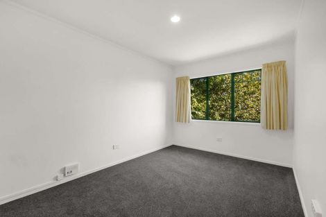 Photo of property in 6 Pararewa Drive, Whalers Gate, New Plymouth, 4310