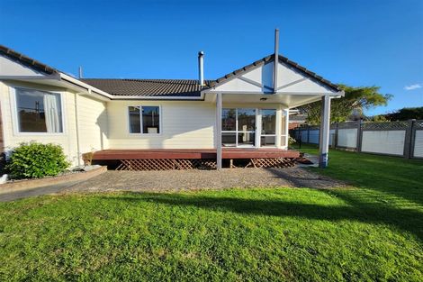 Photo of property in 26 Glen Road, Stokes Valley, Lower Hutt, 5019