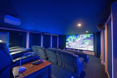 Photo of property in 82 Brownhill Road, Whitford, Manurewa, 2576