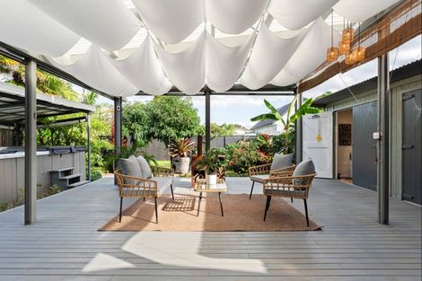 Photo of property in 13 Harbour View Road, Point Wells, Warkworth, 0986