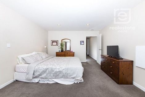 Photo of property in 59 South Kensington Way, Henderson, Auckland, 0612