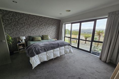 Photo of property in 116 Endeavour Drive, Whitby, Porirua, 5024