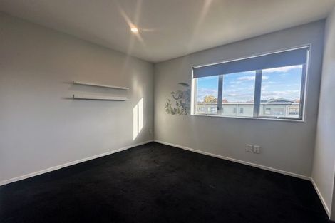 Photo of property in 15/11 Ray Small Drive, Papakura, 2110