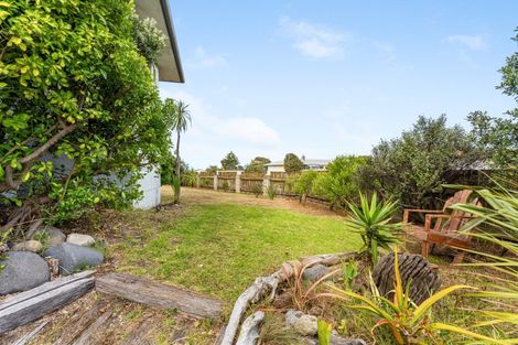 Photo of property in 6 Tainui Street, Castlecliff, Whanganui, 4501