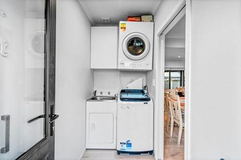 Photo of property in 92 Dominion Road, Papakura, 2110