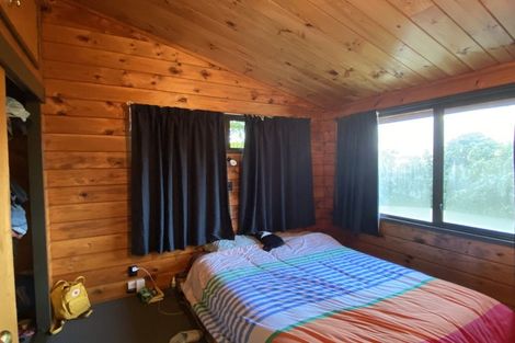 Photo of property in 6 Jacaranda Grove, Maungaraki, Lower Hutt, 5010