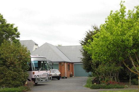 Photo of property in 10 Hinton Place, Rangiora, 7400