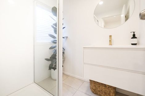 Photo of property in 3/3 Sydney Street, Hauraki, Auckland, 0622