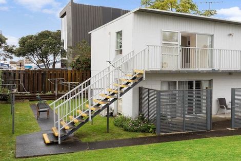 Photo of property in 10/41 Anzac Road, Browns Bay, Auckland, 0630