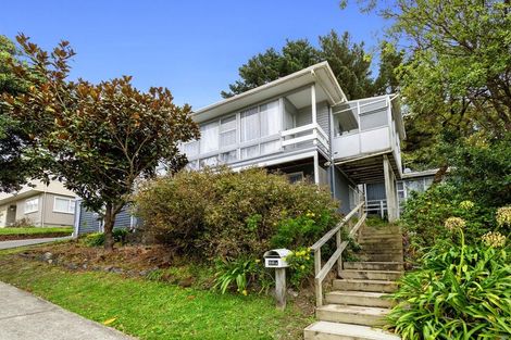 Photo of property in 26 Fyvie Avenue, Tawa, Wellington, 5028