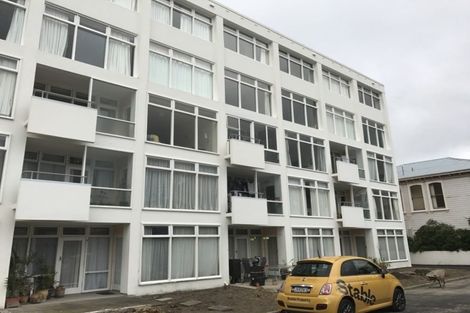 Photo of property in 16/4 Claremont Grove, Mount Victoria, Wellington, 6011