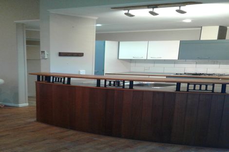 Photo of property in 64 Old Wairoa Road, Papakura, 2110