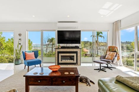 Photo of property in 51 Voyager Drive, Gulf Harbour, Whangaparaoa, 0930
