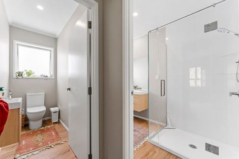 Photo of property in 33 Sanremo Lane, Stanmore Bay, Whangaparaoa, 0932