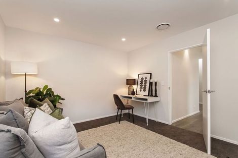 Photo of property in 3 Betty Roberts Lane, Cracroft, Christchurch, 8022