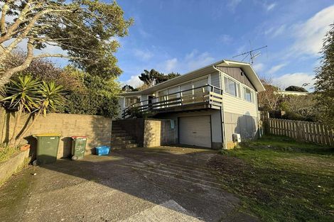 Photo of property in 285 Dowse Drive, Maungaraki, Lower Hutt, 5010