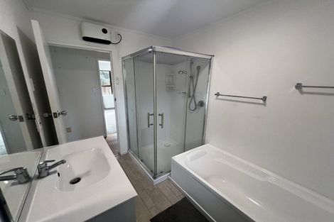 Photo of property in 11a Toi Street, Otaki Beach, Otaki, 5512