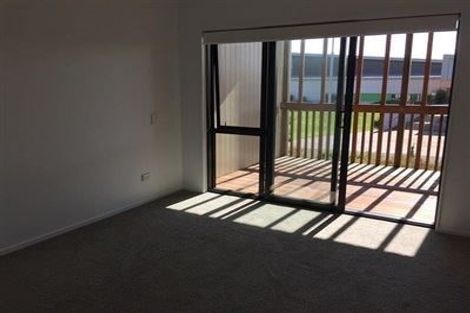 Photo of property in 31 De Havilland Road, Hobsonville, Auckland, 0618