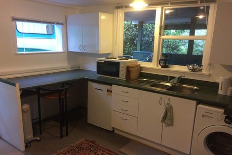 Photo of property in 16 Toroa Road, Otaihanga, Paraparaumu, 5036