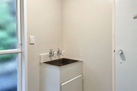 Photo of property in 31 Viewmont Drive, Harbour View, Lower Hutt, 5010