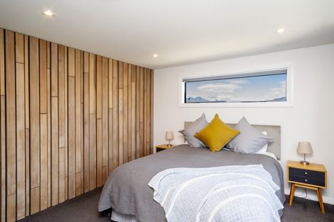 Photo of property in 15 Bracken Street, Arrowtown, 9302