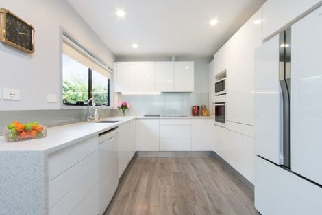 Photo of property in 3/41 Rangatira Road, Beach Haven, Auckland, 0626