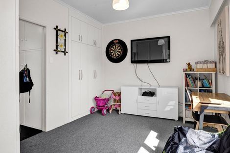 Photo of property in 75 Waihi Road, Hawera, 4610