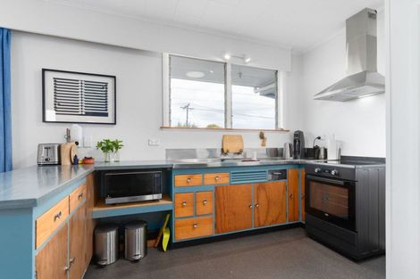 Photo of property in 2 Hinau Place, Lansdowne, Masterton, 5810